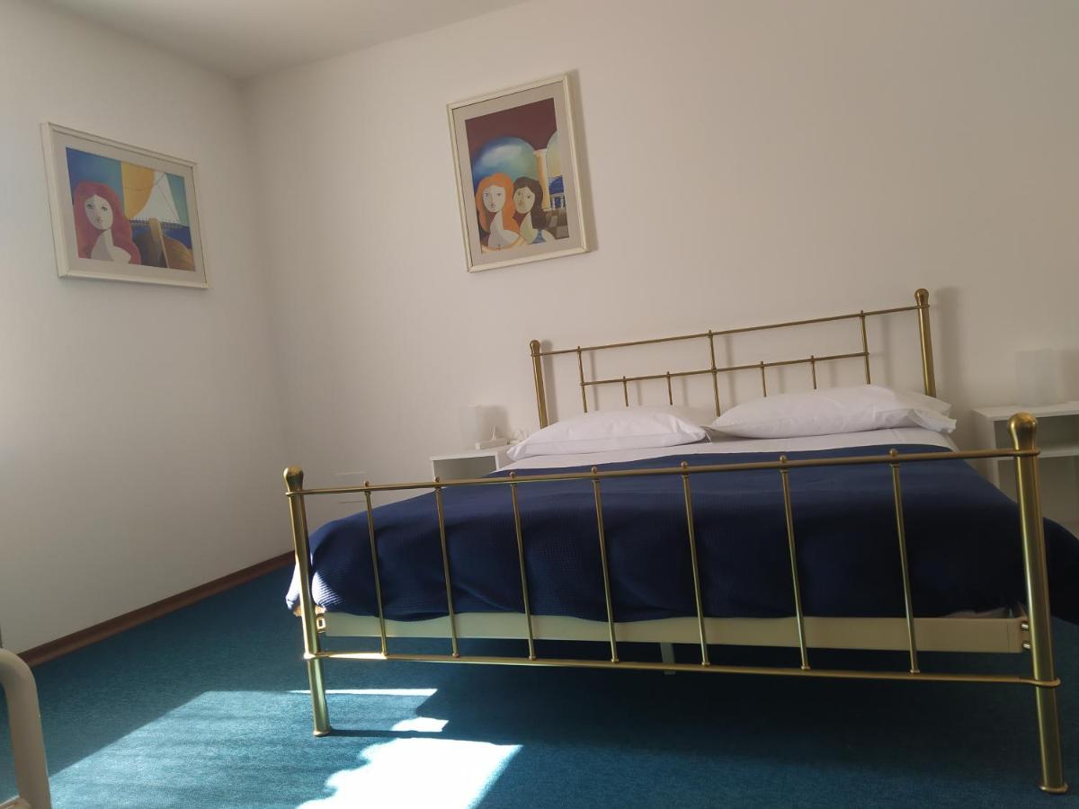 Doge Inn Ронкі-дей-Леджонарі Екстер'єр фото